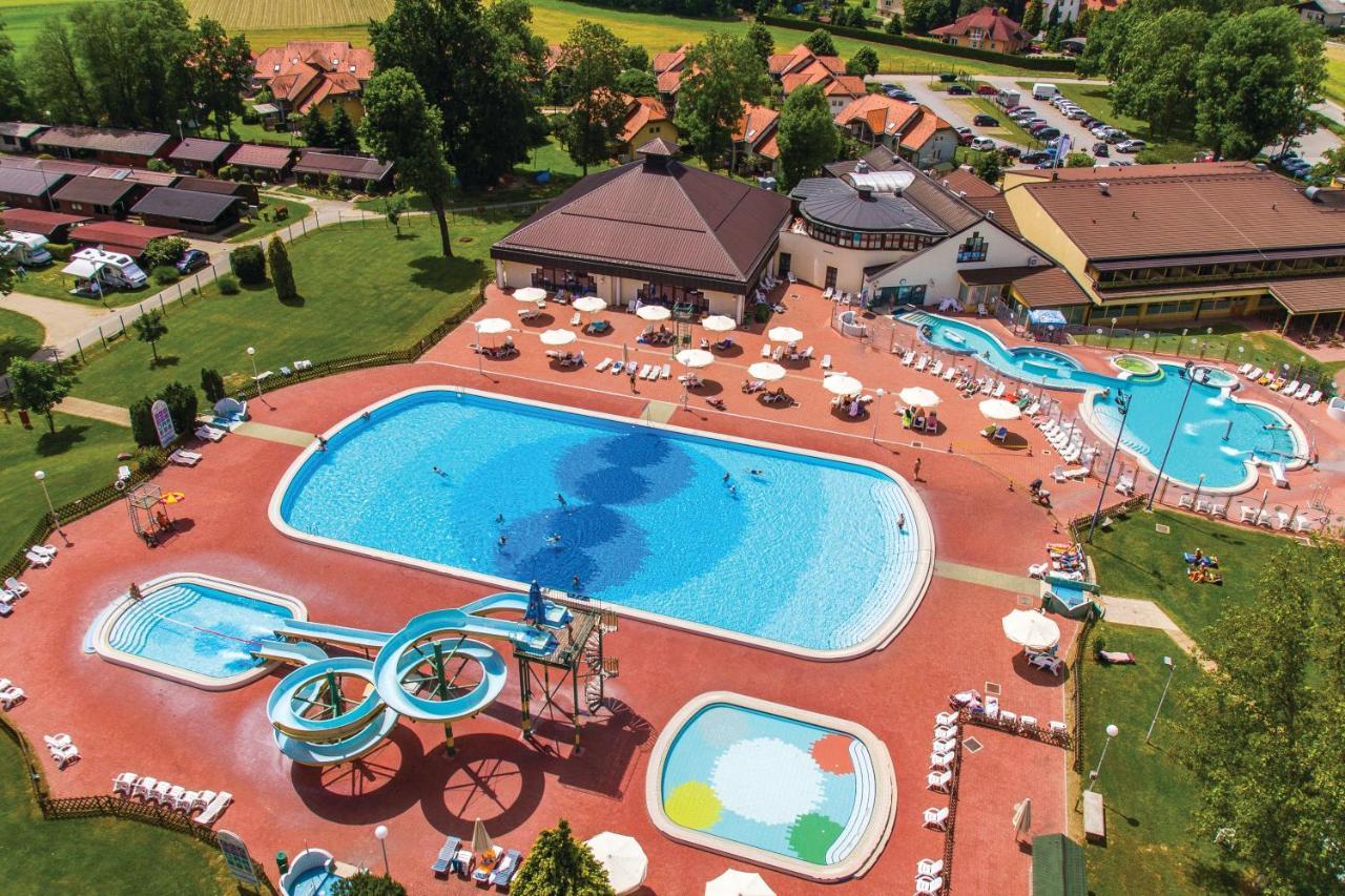 Terme Banovci - Hotelsko Naselje Zeleni Gaj מראה חיצוני תמונה